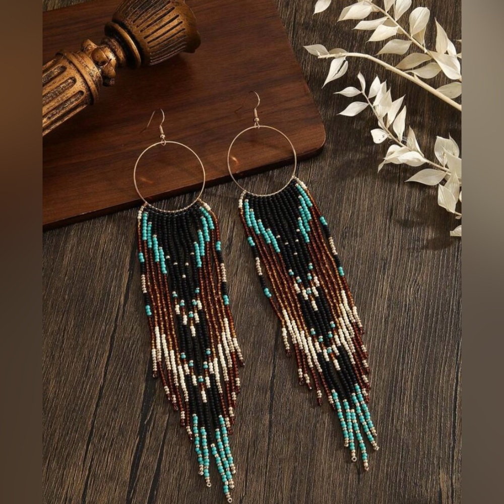 NWT Beautiful Handmade Bohemian Beaded Fringe Earrings (7” long)